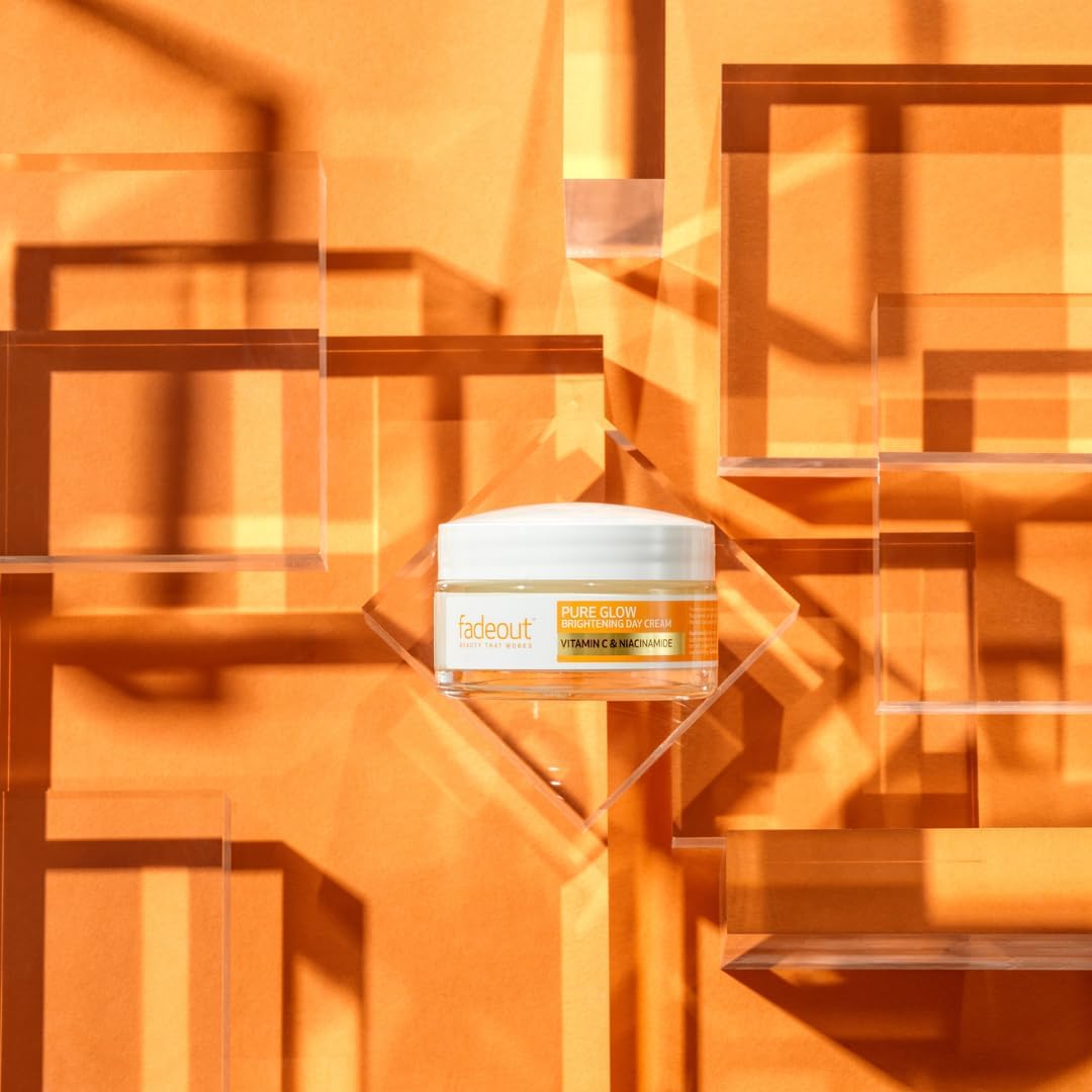 Fade Out Pure Glow Brightening Day Cream with Vitamin C, Pink Pomelo and Niacinamide