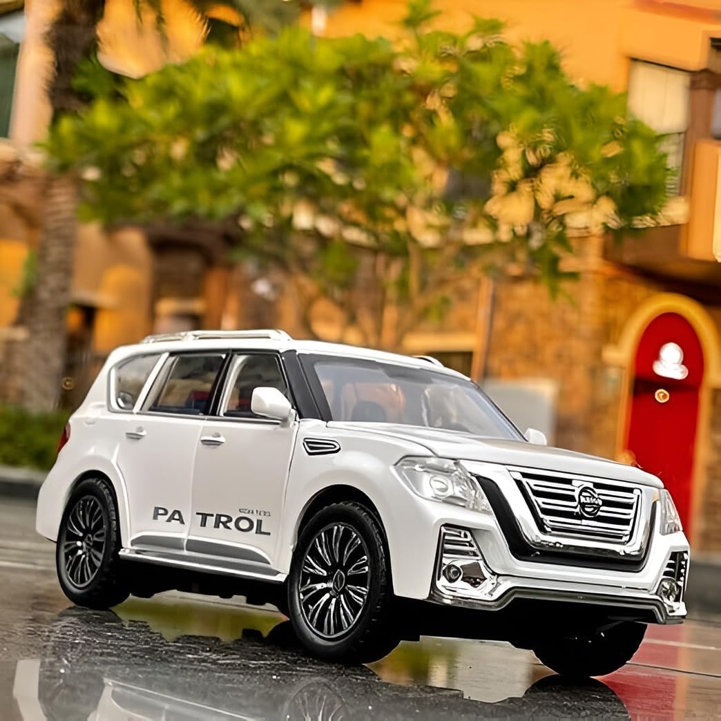 سيارة BEYTOR 1:24 N-issan Patrol Diecast Alloy مع خاصية السحب للخلف والموسيقى والصوت - أبيض