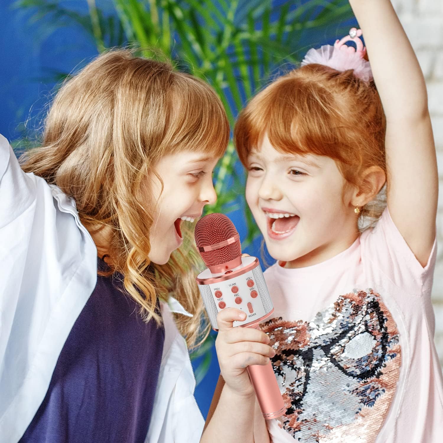 ميكروفون GIFTMIC للأطفال للغناء، ميكروفون كاريوكي لاسلكي يعمل بالبلوتوث للبالغين، جهاز كاريوكي محمول باليد، ألعاب للأولاد والبنات هدية لحفلات أعياد الميلاد (ذهبي وردي)
