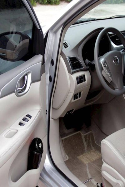 Mini Vehicle Garbage Bin