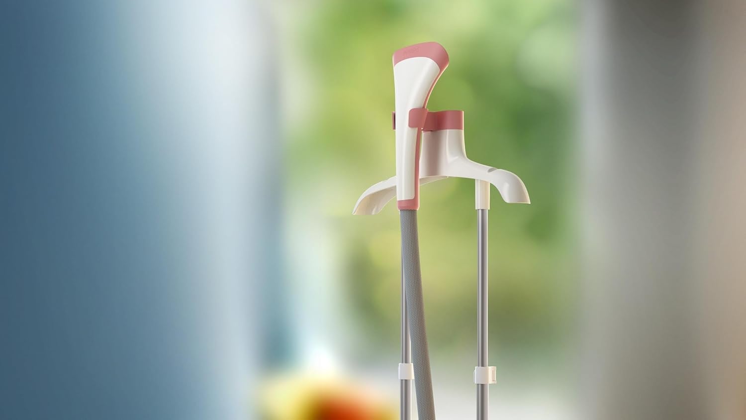 1000 Series Garment Steamer 1.8 L 1800 W STE1020/46 Pink