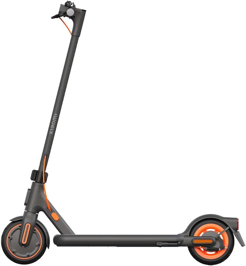 Xiaomi Electric Scooter 4 Go Black with Dual Brake System up 20 Km/H Maximum Speed | 35km Travel Distance | Pneumatic 10 Inch Tire